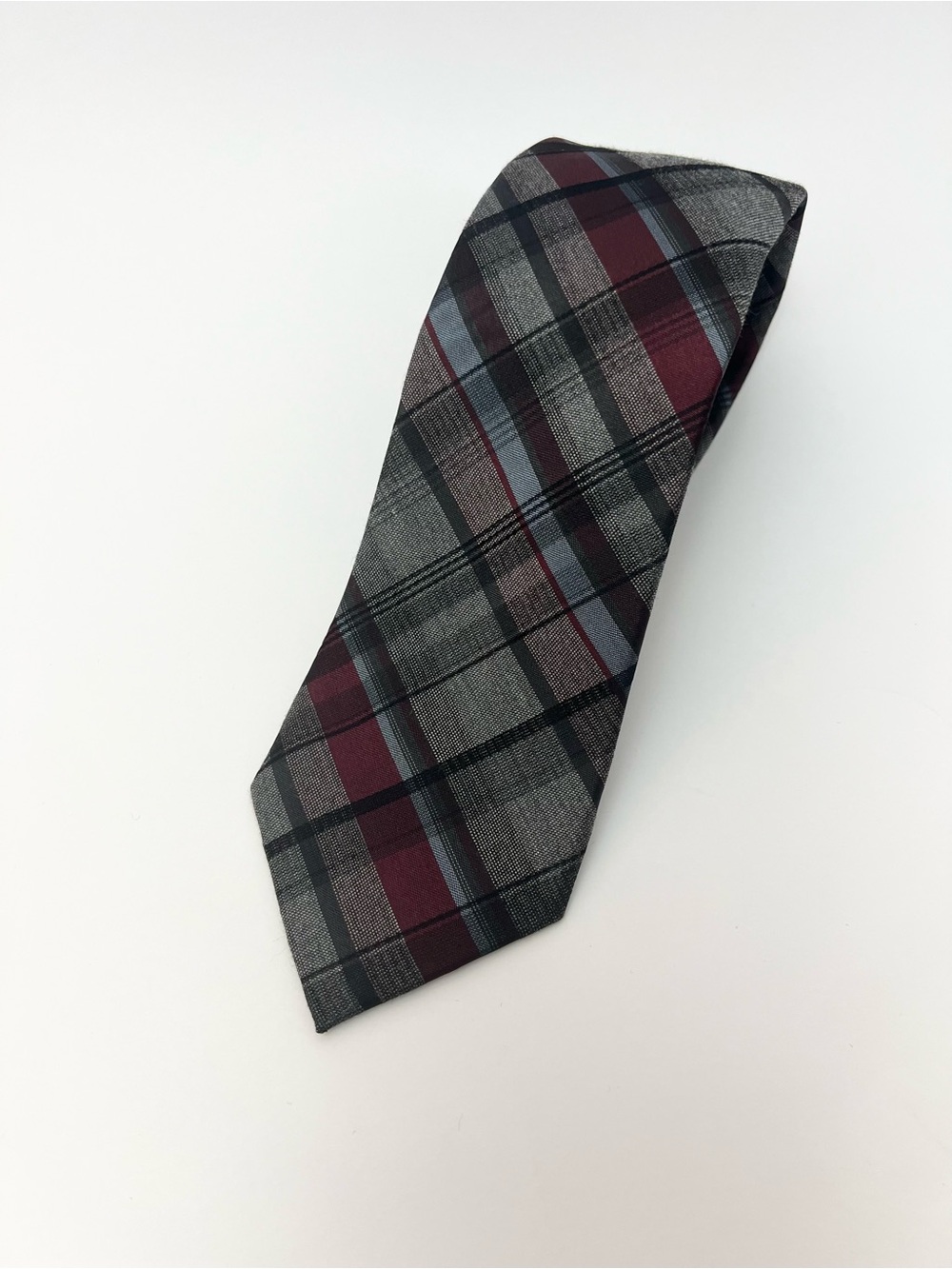 Kenneth Cole Awareness Men’s Plaid Silk Blend Tie Business Preppy Dark Academia